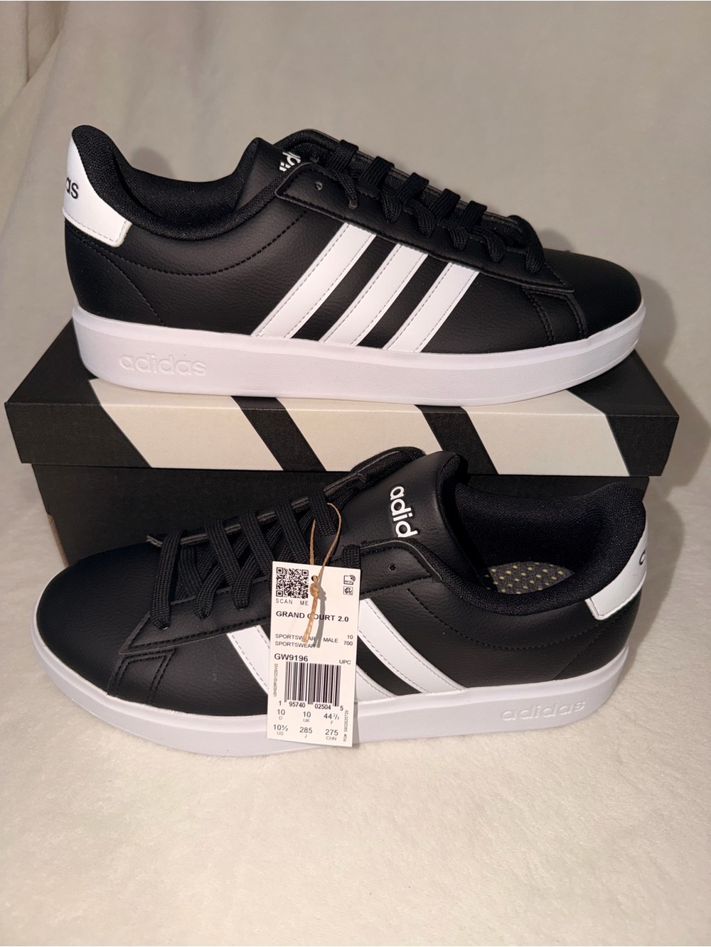 Adidas Grand Court 2.0 Black White Men’s 10.5 NWT NIB